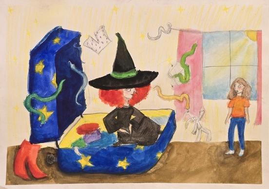 Ein Kinderbild: eine Hexe sitzt in einem Koffer. Davor steht ein Mädchen.