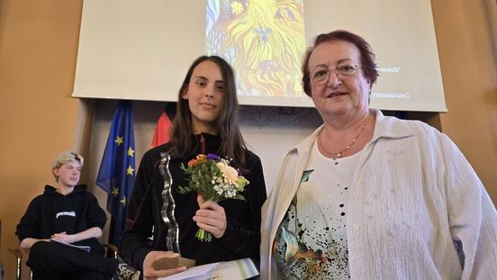Stine Vogt mit Viola Christophel von EVIRA Hausprojekt GmbH